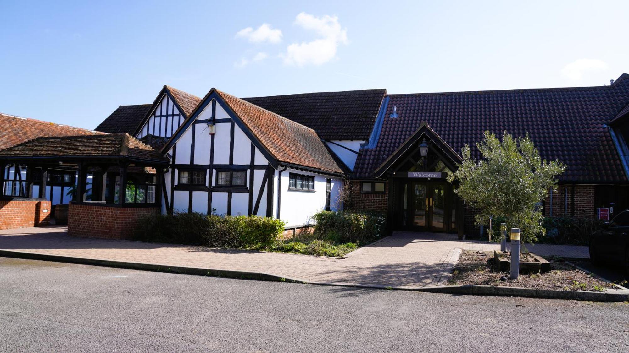 The New Chichester Hotel Wickford Exterior photo